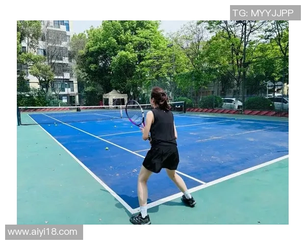 网球小子勇闯赛场挑战极限梦想，书写属于自己的传奇篇章